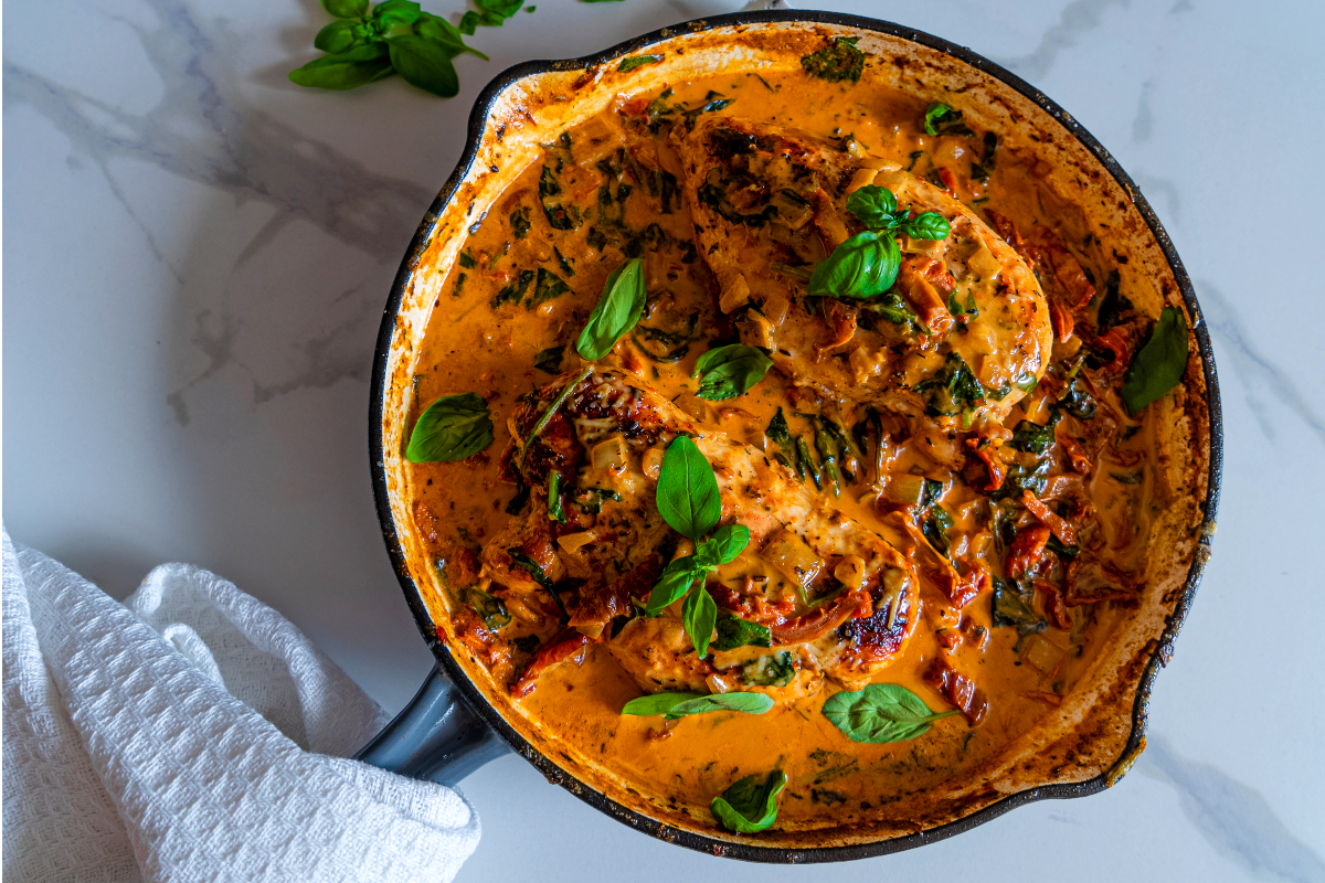 Creamy One-pan Sun-dried Tomato Chicken - Taylah's Kitchen