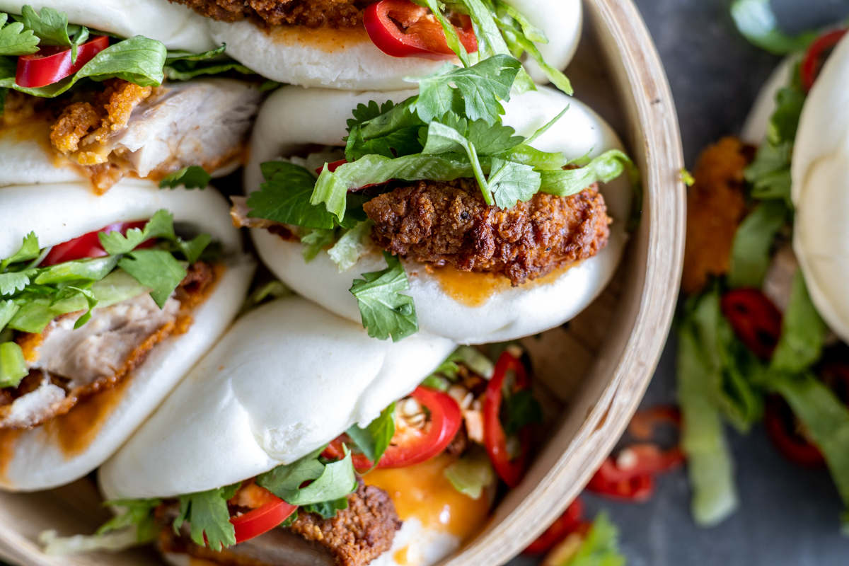 30-MINUTE CRISPY CHICKEN BAO BUNS - Taylah's Kitchen