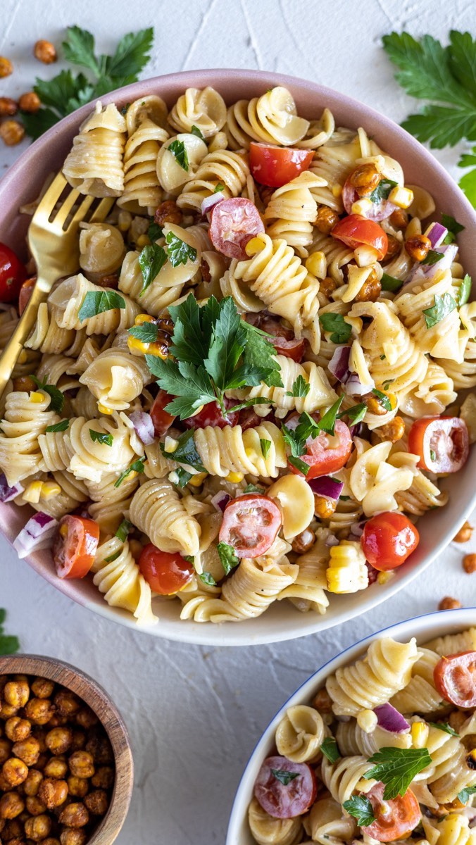 CREAMY ROASTED PUMPKIN PASTA - Taylah's Kitchen